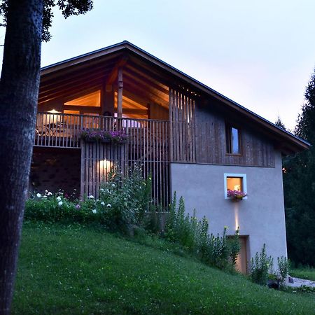 B&B Mas De Lagorae Tesero Εξωτερικό φωτογραφία